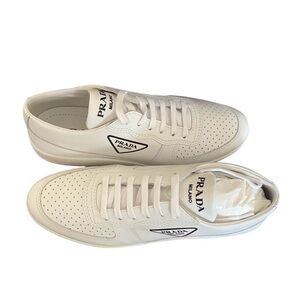 Prada sneakers size 40 (US 10)in white 🤍